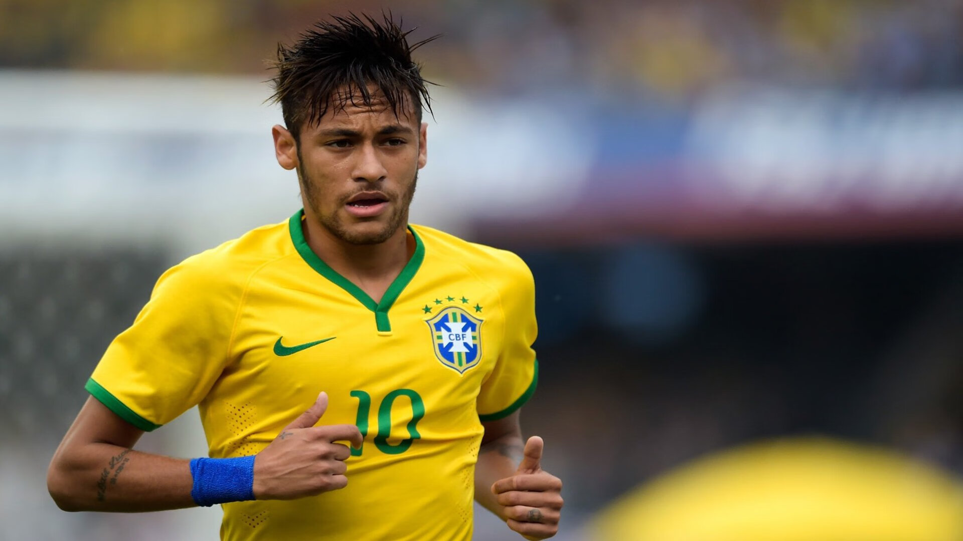 体育新闻中心上线运动员积分及排名查询入口，十大体育新闻评选