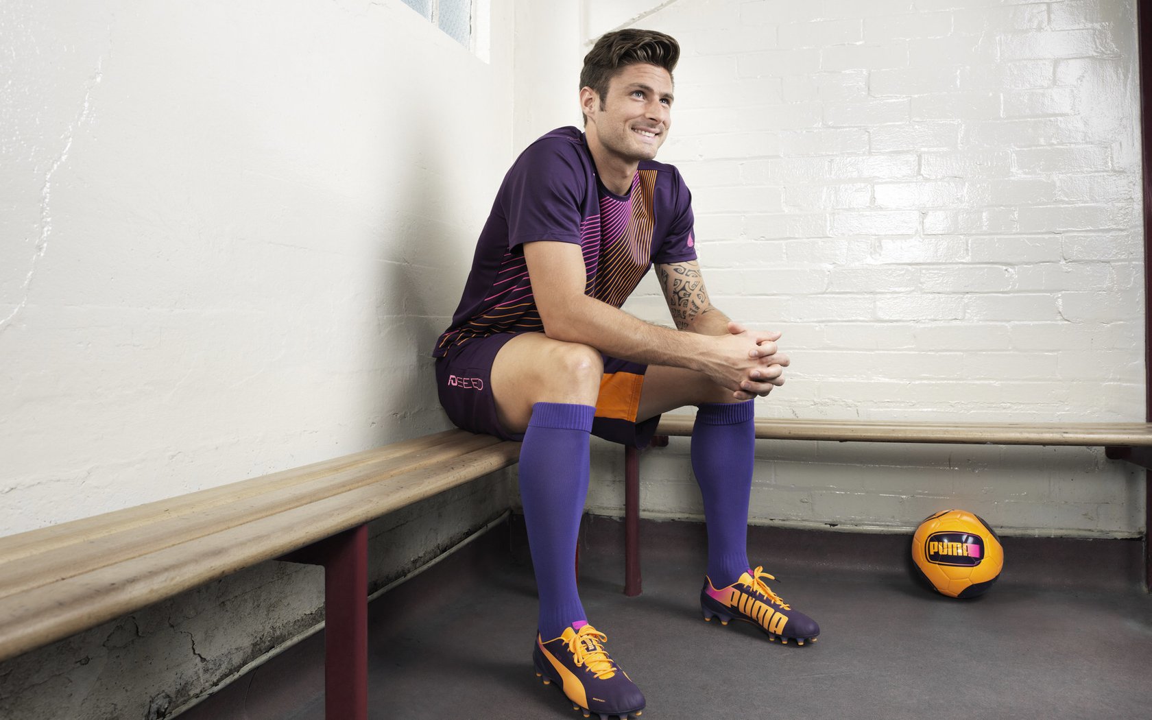 短期集训内容包含技战术体能与心理建设注重综合发展,短期训练计划